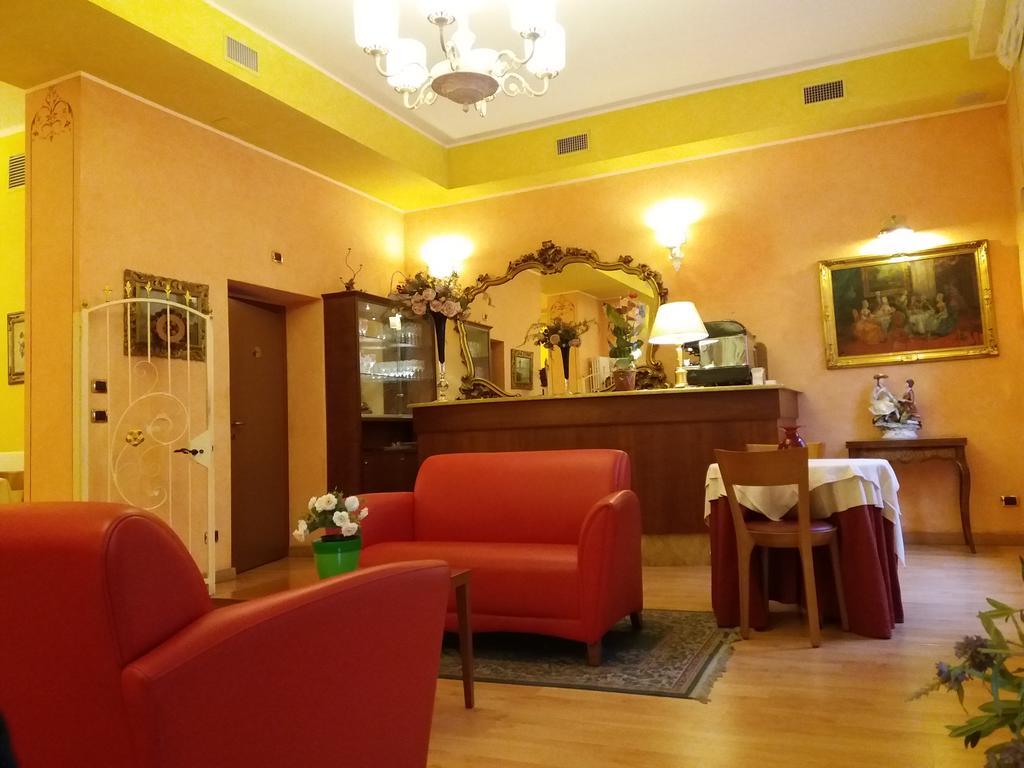 Hotel Boston Милан Экстерьер фото