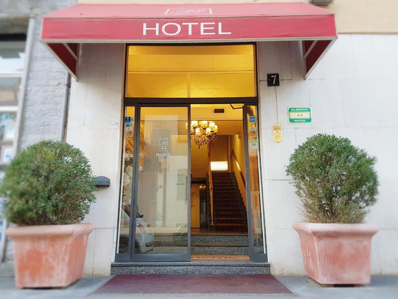 Hotel Boston Милан Экстерьер фото