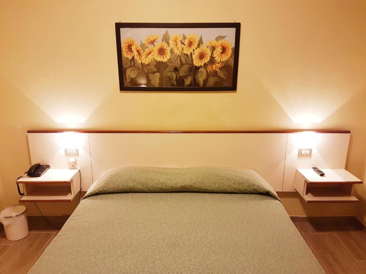 Hotel Boston Милан Экстерьер фото