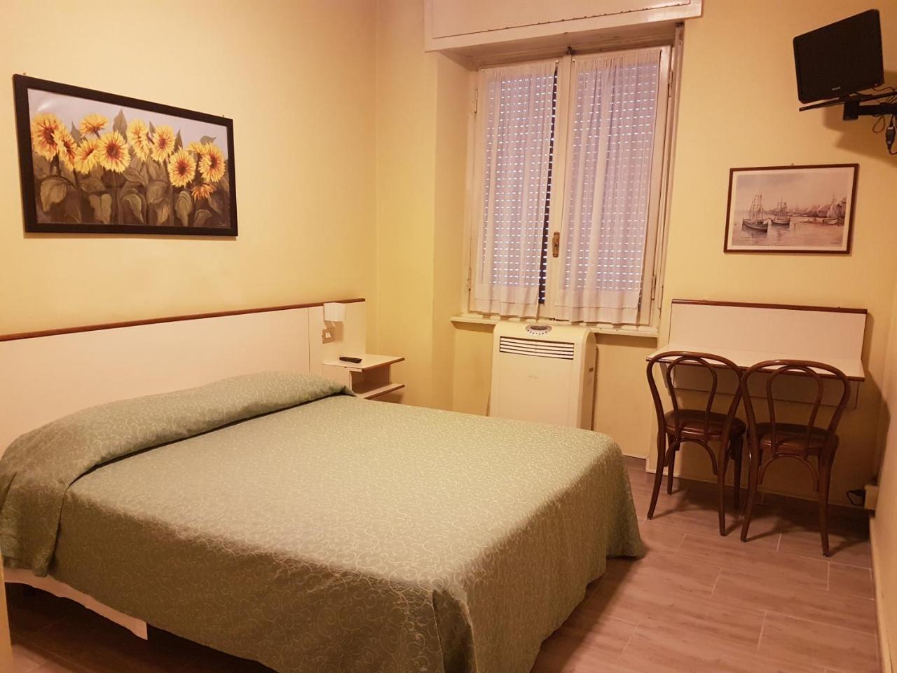 Hotel Boston Милан Экстерьер фото